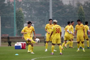 Thủ quân tuyển Việt Nam tin tưởng đi tiếp ở World Cup 2022