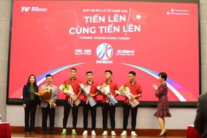 PVF chơi đẹp khi tặng phí chuyển nhượng cho gia đình cầu thủ