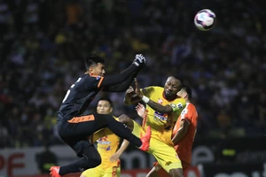 VFF phạt nguội nặng cầu thủ, còn trọng tài?