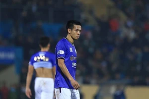 VFF phạt nặng hành vi vung tay vào mặt và giơ chân trúng bụng