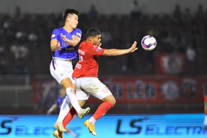 Thi đấu yếu kém, đội Sài Gòn và TP.HCM đồng loạt ‘thay máu’ 