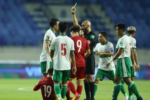 Văn Toàn, Tuấn Anh trở lại, trọng tài Alali ‘thoát nạn’