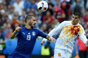 Đội trưởng tuyển Ý cảnh báo ‘chân gỗ’ Morata 