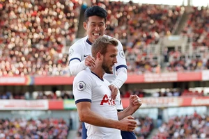 Son Heung-min đồng tình lên án trò bẩn của Harry Kane