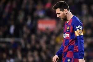 Lộ âm mưu đuổi khéo Messi của chủ tịch Barcelona 