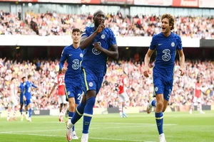 Chelsea và Lukaku tuyên chiến ở giải Ngoại hạng Anh