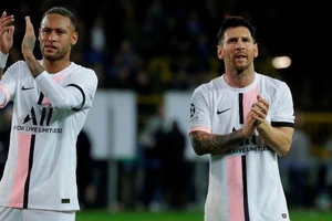 Chấm điểm PSG: Messi và Neymar thấp hơn nhiều Mbappe