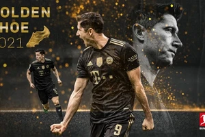 Lewandowski giành giày vàng, chốt tương lai khiến các đại gia châu Âu xanh mặt