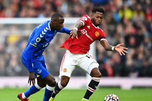 Sai lầm khiến Man United không thể vô địch Ngoại hạng Anh 