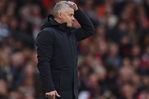 Man United nên ‘trảm’ Solskjaer 
