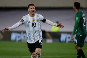 Argentina triệu tập Messi lên tuyển là một nỗi nhục