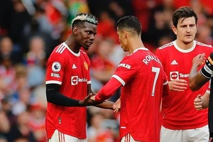 ‘Siêu quậy’ Pogba nổi hứng đòi lương cao hơn Ronaldo