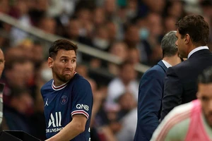 HLV Pochettino quá khó quản lý Messi và đồng đội