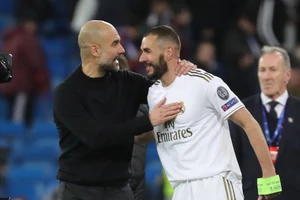 Chia tay Real Madrid, Benzema dọn đường về đầu quân Man City
