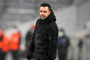 Xavi khẳng định Barca khó cứu chữa