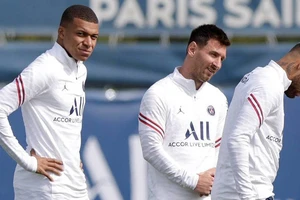 Mbappe không mâu thuẫn Messi, muốn vô địch Champions League