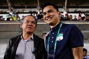 AFC đặt dấu hỏi về tham vọng của bầu Đức, bầu Hiển tại V-League 2022