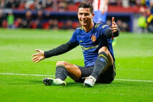 Ronaldo chơi kém nhất trong đội hình MU và sắp hết thời