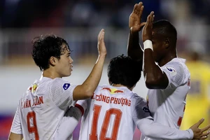 HLV Kiatisak gửi lời cảnh báo đến dàn sao HA Gia Lai 