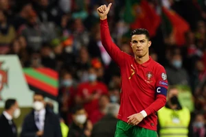 Ronaldo phản ứng mạnh mẽ khi Bồ Đào Nha lấy vé chơi World Cup 