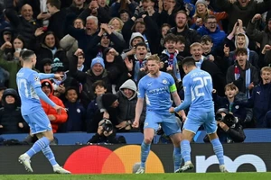 Những sự thật thú vị đằng sau chiến thắng của Man City và Liverpool