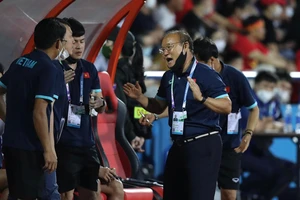 Ông Park: ‘Có lẽ ông Shin tức giận vì thua U-23 Việt Nam'