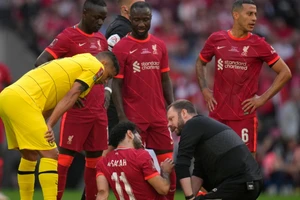 Klopp hú hồn với chấn thương của Salah