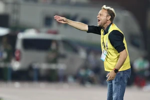 Thái Lan không ngán Việt Nam ở bán kết, Polking dè chừng Popov