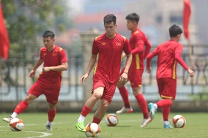 Bóng đá Thái Lan tham vọng ‘quét sạch’ huy chương vàng của Việt Nam