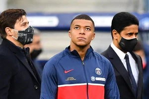Mbappe gây rối ở PSG