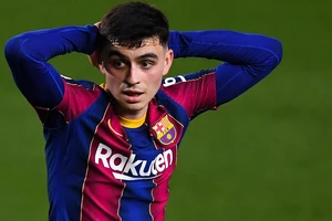 Thầy cũ ngăn cấm chuyển nhượng Pedri