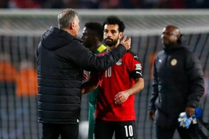 Vua phá lưới Salah chẳng làm được gì cho tuyển quốc gia