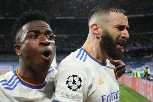 Vinicius thách thức giành Quả bóng vàng với Benzema