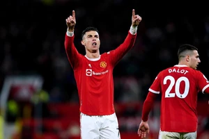 MU ra giá cho Ronaldo