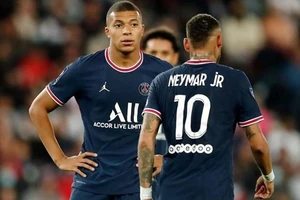 Bất chấp mâu thuẫn, Neymar vẫn giỏi hơn Mbappe