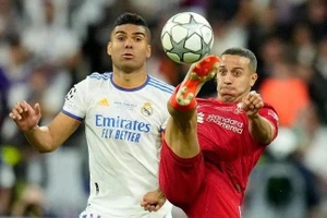 Cuộc phiêu lưu 4 năm ở MU đầy cạm bẫy của Casemiro