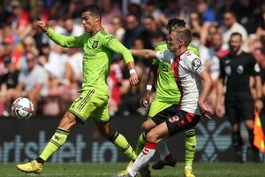 Ronaldo chuẩn bị hành lý đầu quân cho Napoli