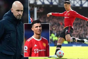 Ngồi dự bị, Ronaldo vẫn hạnh phúc ở Man United