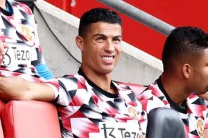 Ten Hag đang bắt Ronaldo trả giá
