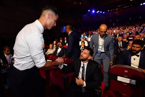 Messi vẫn có một cái gì đó hơn hẳn Ronaldo