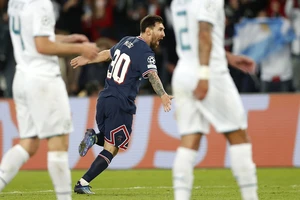 PSG hợp sức với Real Madrid ngăn cản Messi trở lại Barca