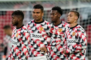 Casemiro muốn rời Man United và sai lầm của Ten Hag