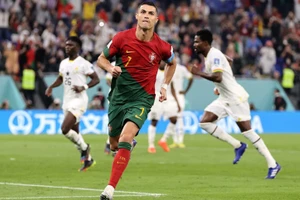 Ronaldo viết tâm thư trước cuộc quyết đấu Morocco