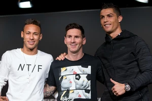 Neymar chỉ ra 5 cầu thủ giỏi kỹ thuật hơn mình, không có Ronaldo