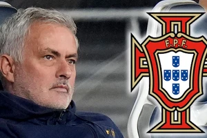 Mourinho đàm phán dẫn dắt Ronaldo và tuyển Bồ Đào Nha
