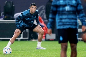 Nếu cứng đầu, Ronaldo sẽ bị triệt hạ tại Al Nassr