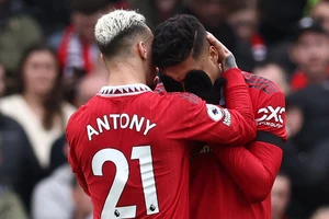 Man United bị giáng đòn đau 