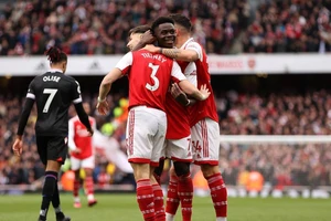 Arsenal lập kỷ lục mọi thời đại của bóng đá Anh 