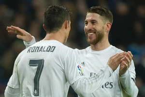 CLB của Ronaldo chèo kéo Ramos và tương lai bất định của Messi