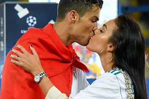 Ronaldo bên bờ vực chia tay và bồi thường lớn cho người tình